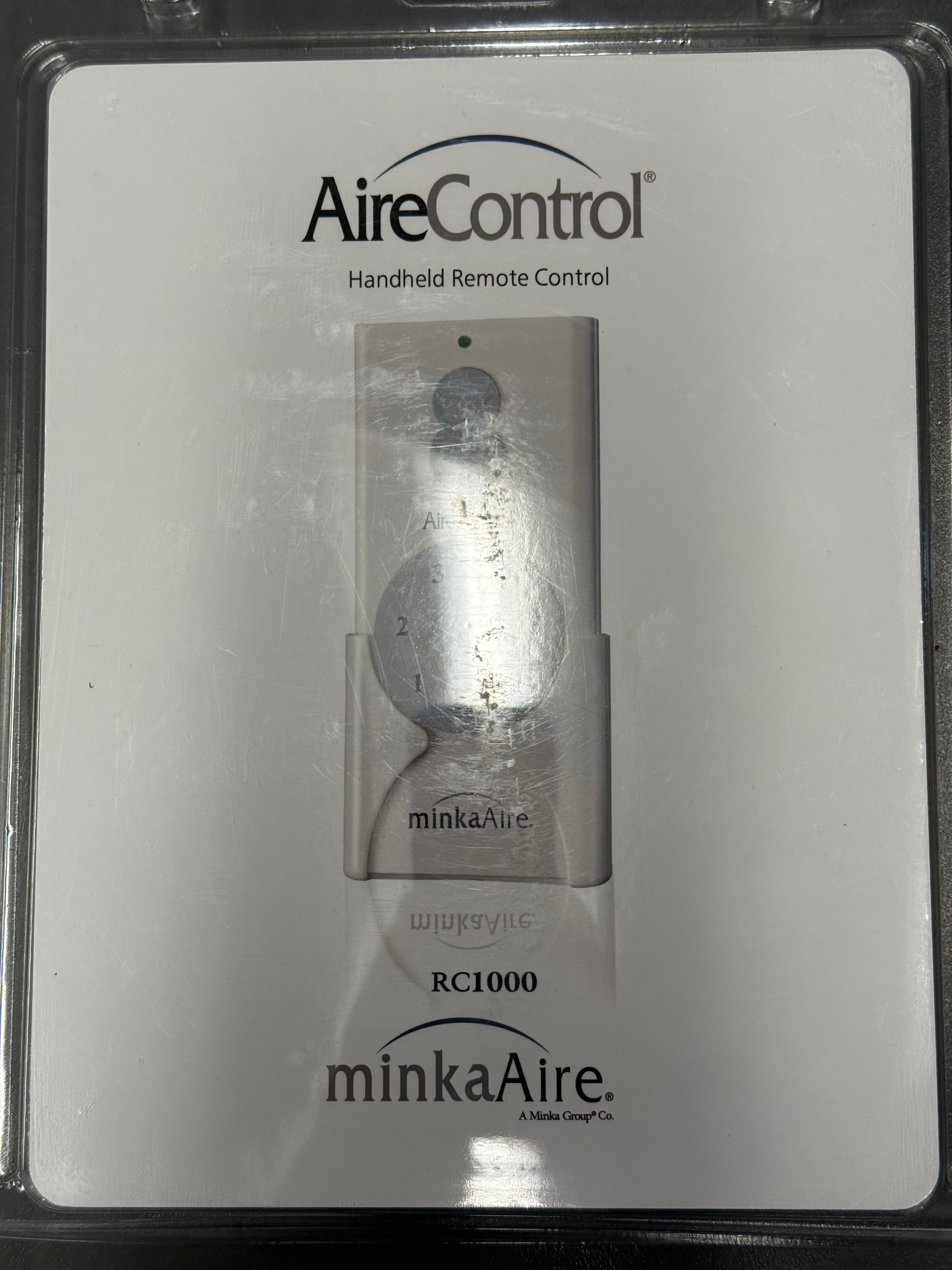 Minka-Aire AireControl 6-Speed Handheld Ceiling Fan Remote Control - White - RC1000, DL-8101T, Y7ZDL8101T