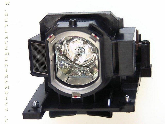 Hitachi DT01051 Projector Lamp Assembly