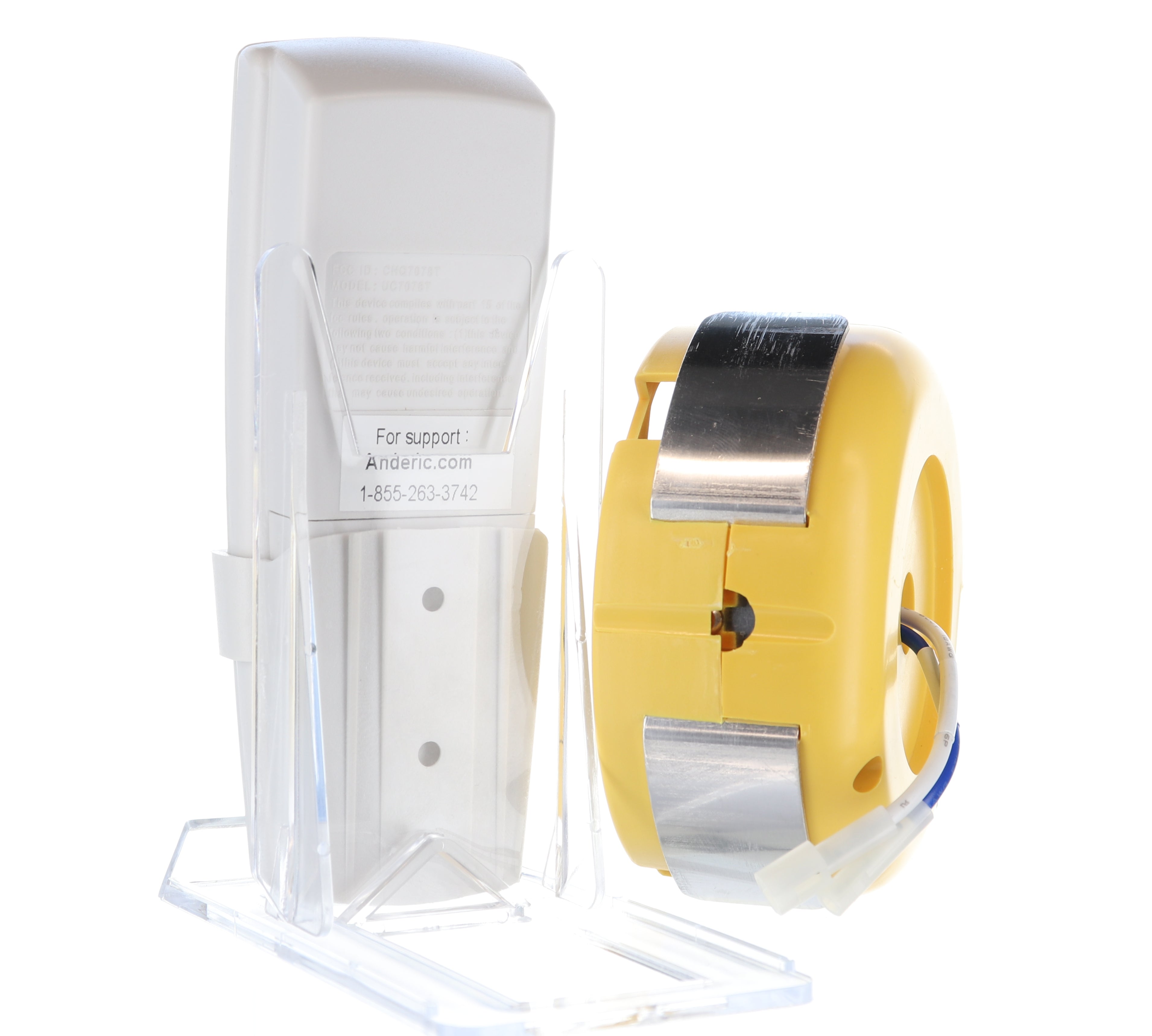 The Anderic FAN2R/RR7078TR kit for Hampton Bay/HUNTER mirrors an elegant system with a white plastic remote stand, harmonizing with a round yellow motor accented with metal and wiring.