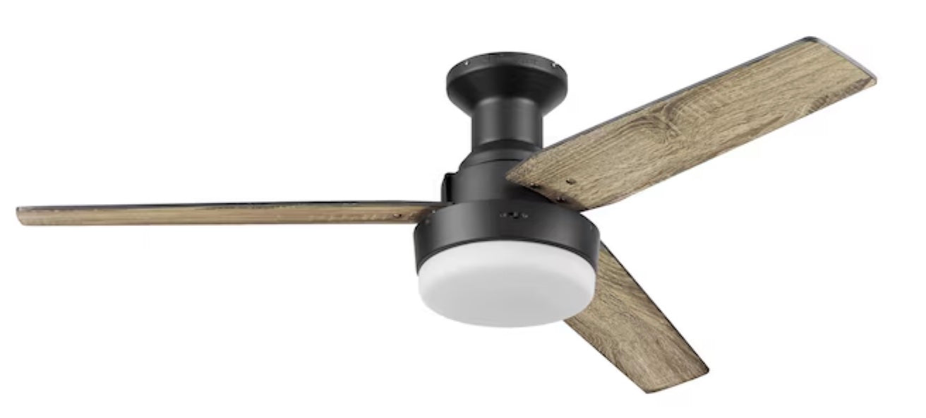 Ventilateur de plafond encastré d'intérieur Harbor Breeze 42481 Mac II de 52 po, noir mat